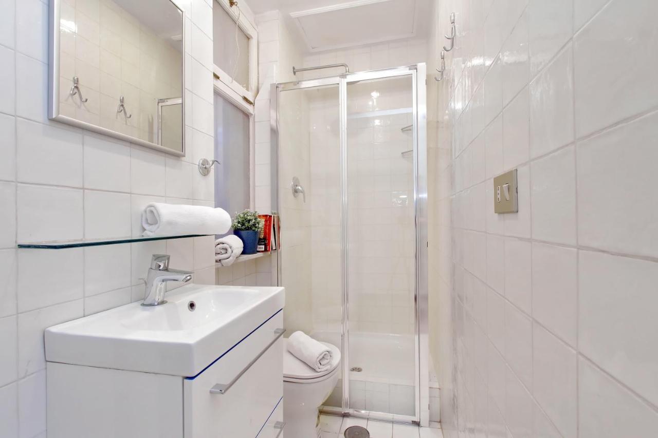 4Bnb - Tiberina Spacious Apartment Róma Kültér fotó